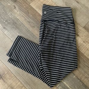 Lululemon cropped leggings size 8